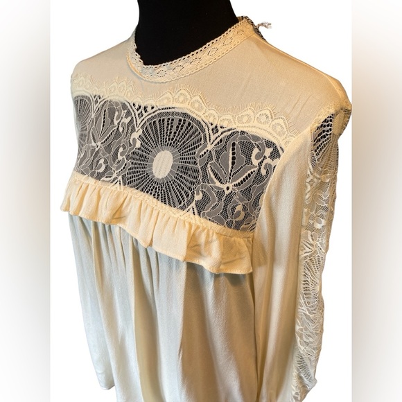 NWT Ellison Ivory Rayon And Lace Blouse, Size Medium, Boho, Victorian,Fairycore - Picture 2 of 8